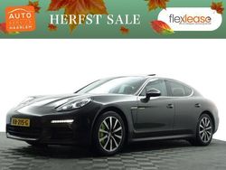 Grijs Gebruikt 2016 Porsche Panamera Chrono Sedan | € 34.900