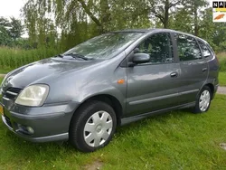 Grijs Gebruikt 2005 Nissan Almera Tino Acenta MPV | € 1.799 (Eerlijke prijs)