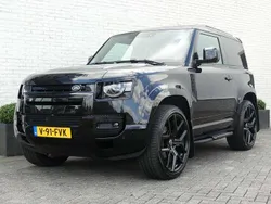 Zwart Gebruikt 2024 Land Rover Defender Dynamic SUV | € 89.500 (Duur)