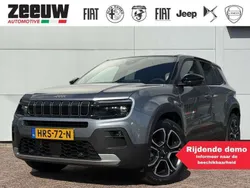 Grijs, metallic lak Nieuw 2025 Jeep Avenger Summit SUV | € 39.900 (Eerlijke prijs)