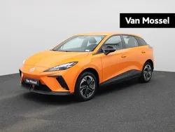 Oranje Nieuw 2025 MG MG4 EV Hatchback | € 24.995 (Super prijs)