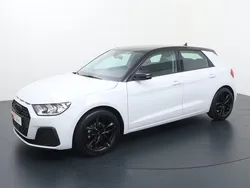 Wit Gebruikt 2023 Audi A1 Sportback Proline Hatchback | € 21.940 (Eerlijke prijs)