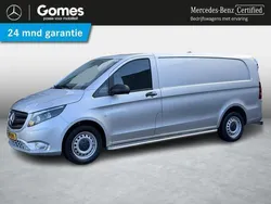 Zilver Gebruikt 2023 Mercedes Vito MPV | € 34.950 (Duur)
