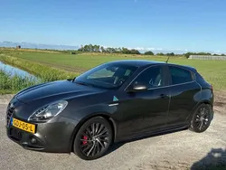 Grijs Gebruikt 2014 Alfa Romeo Giulietta Hatchback | € 20.500 (Iets duurder)