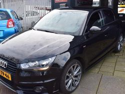 Zwart Gebruikt 2014 Audi A1 Sportback Admired Hatchback | € 12.999 (Eerlijke prijs)