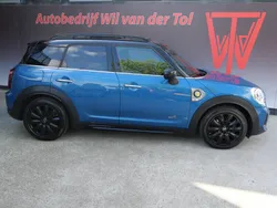 Blauw, metallic lak Gebruikt 2020 Mini Cooper SE Chili Hatchback | € 26.990