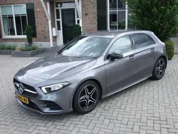 Grijs, metallic lak Gebruikt 2021 Mercedes A180 Business Hatchback | € 26.990 (Goede deal)