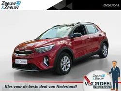 Rood Gebruikt 2021 Kia Stonic Play SUV | € 16.740 (Eerlijke prijs)
