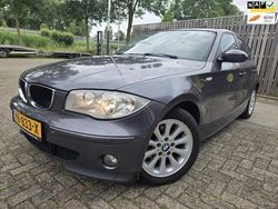 Grijs Gebruikt 2005 BMW 116 Executive Hatchback | € 1.999 (Super prijs)