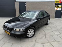 Zwart Gebruikt 2002 Volvo S60 Sedan | € 2.795 (Eerlijke prijs)