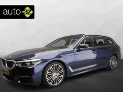 Blauw, metallic lak Gebruikt 2019 BMW 520 Executive Stationwagen | € 29.900 (Eerlijke prijs)