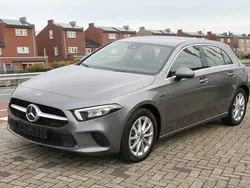 Grijs Gebruikt 2020 Mercedes A250 Hatchback | € 24.950 (Goede deal)
