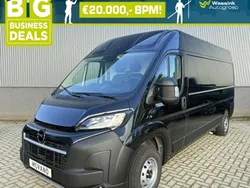 Zwart Nieuw 2024 Opel Movano S Van | € 32.199
