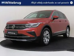 Rood Gebruikt 2022 VW Tiguan Business+ SUV | € 36.925 (Super prijs)