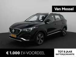 Zwart Gebruikt 2021 MG ZS Luxury Sedan | € 12.444 (Super prijs)