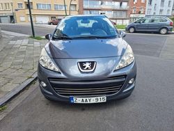 Grijs Gebruikt 2010 Peugeot 207 Sedan | € 4.200 (Goede deal)