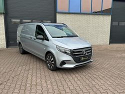 Zilver Gebruikt 2024 Mercedes Vito MPV | € 52.950