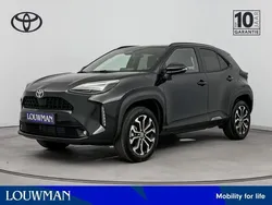 Zwart, metallic lak Nieuw 2025 Toyota Yaris Cross Comfort SUV | € 33.895 (Eerlijke prijs)