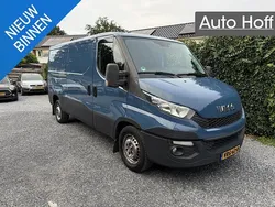 Blauw Gebruikt 2015 Iveco Daily Van | € 10.950