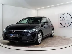 Zwart Gebruikt 2021 VW Golf VIII Business Hatchback | € 24.980 (Eerlijke prijs)