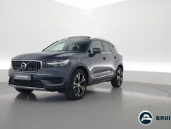 Blauw Gebruikt 2022 Volvo XC40 Inscription SUV | € 34.900 (Eerlijke prijs)