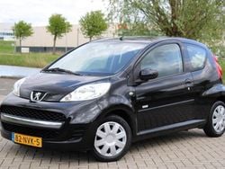 Zwart Gebruikt 2010 Peugeot 107 Hatchback | € 3.750 (Iets duurder)
