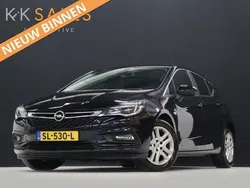 Blauw Gebruikt 2018 Opel Astra Edition Hatchback | € 9.440 (Eerlijke prijs)