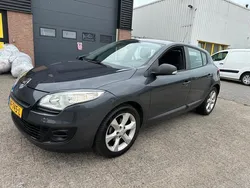Zwart Gebruikt 2012 Renault Mégane III Authentique Hatchback | € 3.990 (Goede deal)