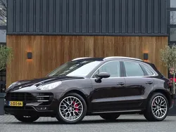 Bruin, metallic lak Gebruikt 2014 Porsche Macan Turbo Sport SUV | € 35.995 (Eerlijke prijs)