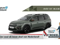 Cedar green Gebruikt 2023 Dacia Jogger Extreme MPV | € 32.695 (Duur)