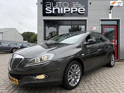 Grijs Gebruikt 2009 Lancia Delta Hatchback | € 6.450 (Eerlijke prijs)