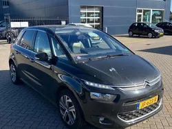 Zwart Gebruikt 2016 Citroën C4 Picasso Exclusive MPV | € 7.999 (Goede deal)