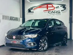 Blauw Gebruikt 2019 Fiat Tipo Mirror Sedan | € 10.990 (Eerlijke prijs)