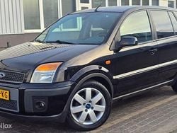 Zwart Gebruikt 2009 Ford Fusion Futura MPV | € 3.149 (Goede deal)