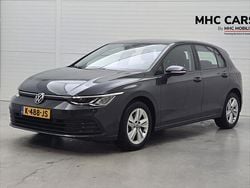 Grijs Gebruikt 2021 VW Golf VIII Life Hatchback | € 18.900 (Goede deal)