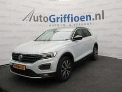 Wit Gebruikt 2018 VW T-Roc Sport SUV | € 13.790 (Goede deal)