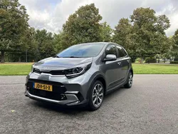 Grijs Gebruikt 2023 Kia Picanto X-Line Hatchback | € 17.950 (Eerlijke prijs)