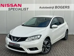 Wit Gebruikt 2017 Nissan Pulsar N-Connecta Hatchback | € 13.940 (Iets duurder)