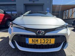 Grijs Gebruikt 2021 Toyota Corolla Premium Stationwagen | € 26.000 (Eerlijke prijs)