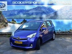 Blauw Gebruikt 2013 Toyota Verso-S MPV | € 12.450 (Eerlijke prijs)
