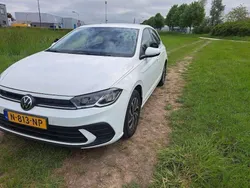 Wit Gebruikt 2021 VW Polo Life Hatchback | € 13.950 (Eerlijke prijs)