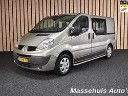 Grijs Gebruikt 2011 Renault Trafic MPV | € 14.950