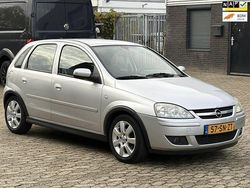 Grijs Gebruikt 2006 Opel Corsa Hatchback | € 1.899 (Eerlijke prijs)