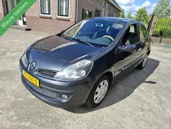 Grijs Gebruikt 2009 Renault Clio II Dynamique Hatchback | € 1.500 (Super prijs)