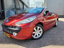 Rood Gebruikt 2008 Peugeot 207 CC Cabriolet | € 2.999 (Eerlijke prijs)