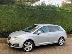Grijs Gebruikt 2011 Seat Ibiza ST Stationwagen | € 3.000 (Goede deal)
