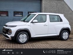 Atlas white Nieuw 2025 Hyundai Inster Hatchback | € 24.690 (Goede deal)