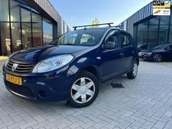 Blauw Gebruikt 2010 Dacia Sandero Ambiance Hatchback | € 1.850 (Super prijs)