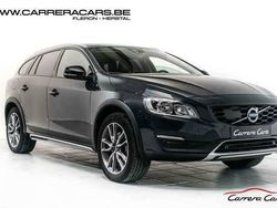 Grijs Gebruikt 2017 Volvo V60 CC Stationwagen | € 19.990
