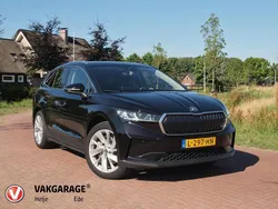 Zwart Gebruikt 2021 Skoda Enyaq iV SUV | € 28.245 (Eerlijke prijs)